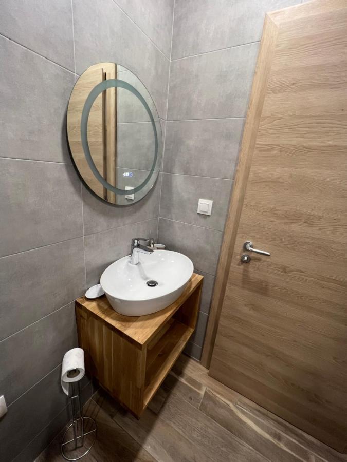 Luxe Sea Apartment Saints Constantine and Helena Bagian luar foto