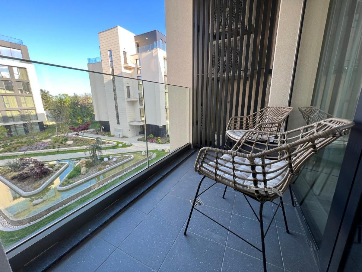 Luxe Sea Apartment Saints Constantine and Helena Bagian luar foto